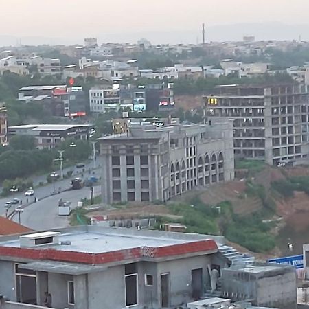 The River View Apartment Rawalpindi Eksteriør bilde