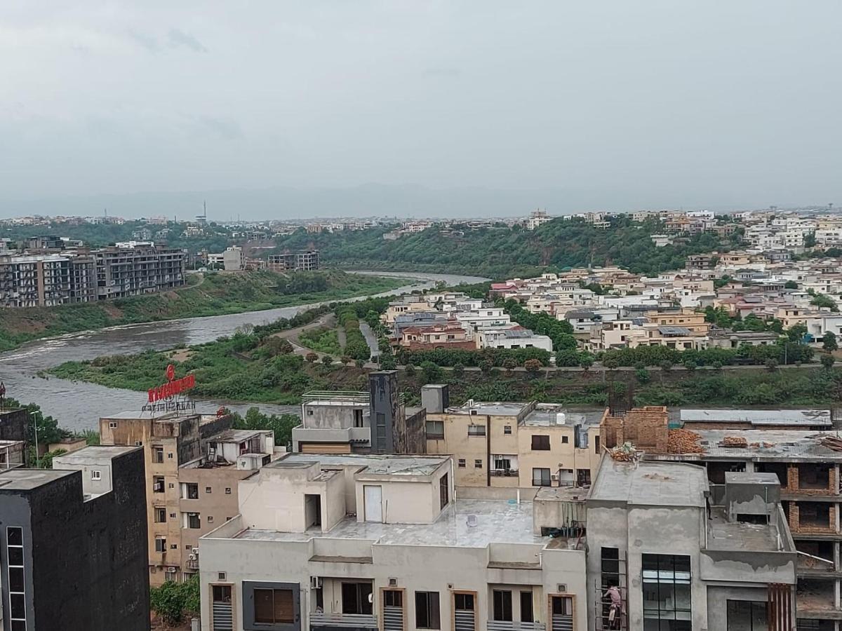 The River View Apartment Rawalpindi Eksteriør bilde