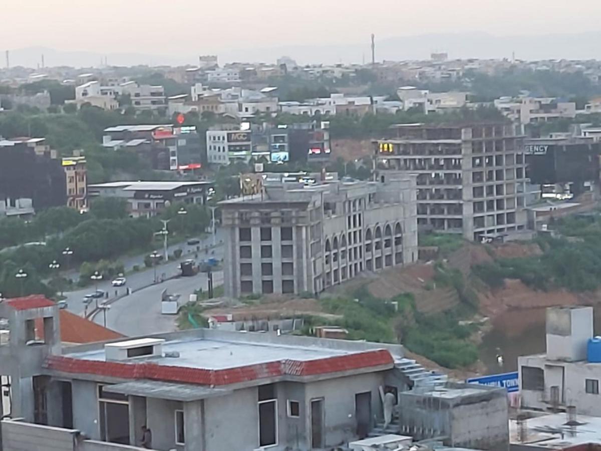 The River View Apartment Rawalpindi Eksteriør bilde